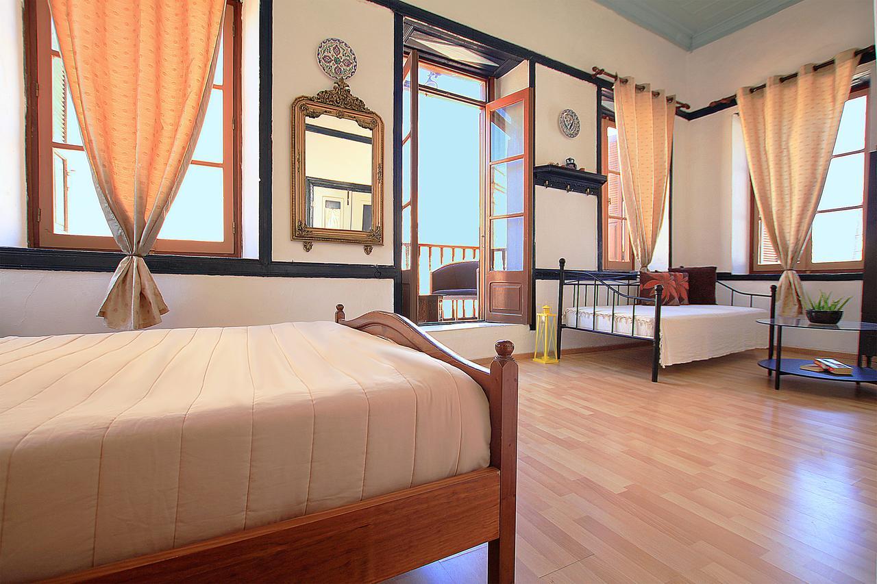 Traditional Apartments Alexandra Megisti Exterior photo